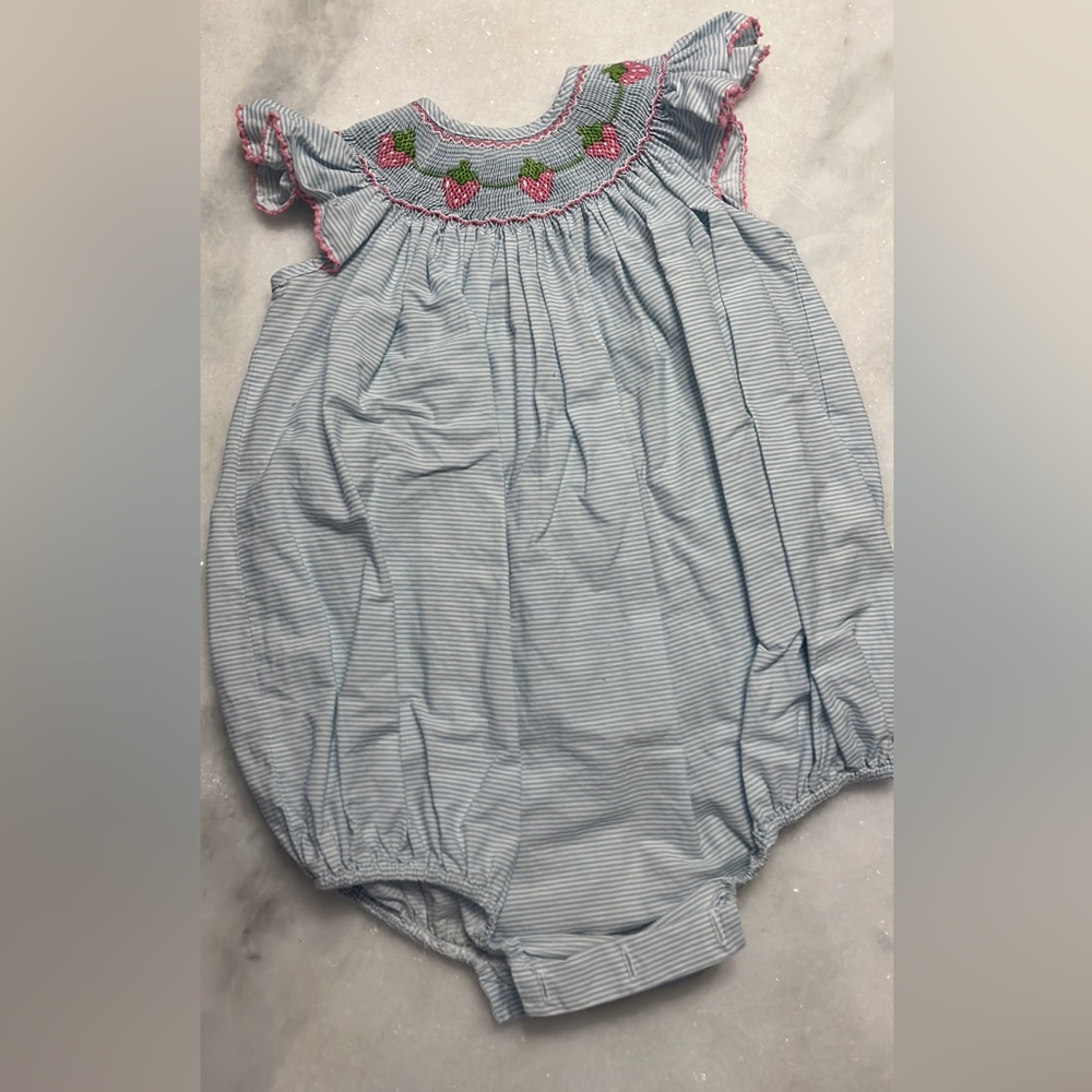 EUC Smocked Bubble with Strawberries